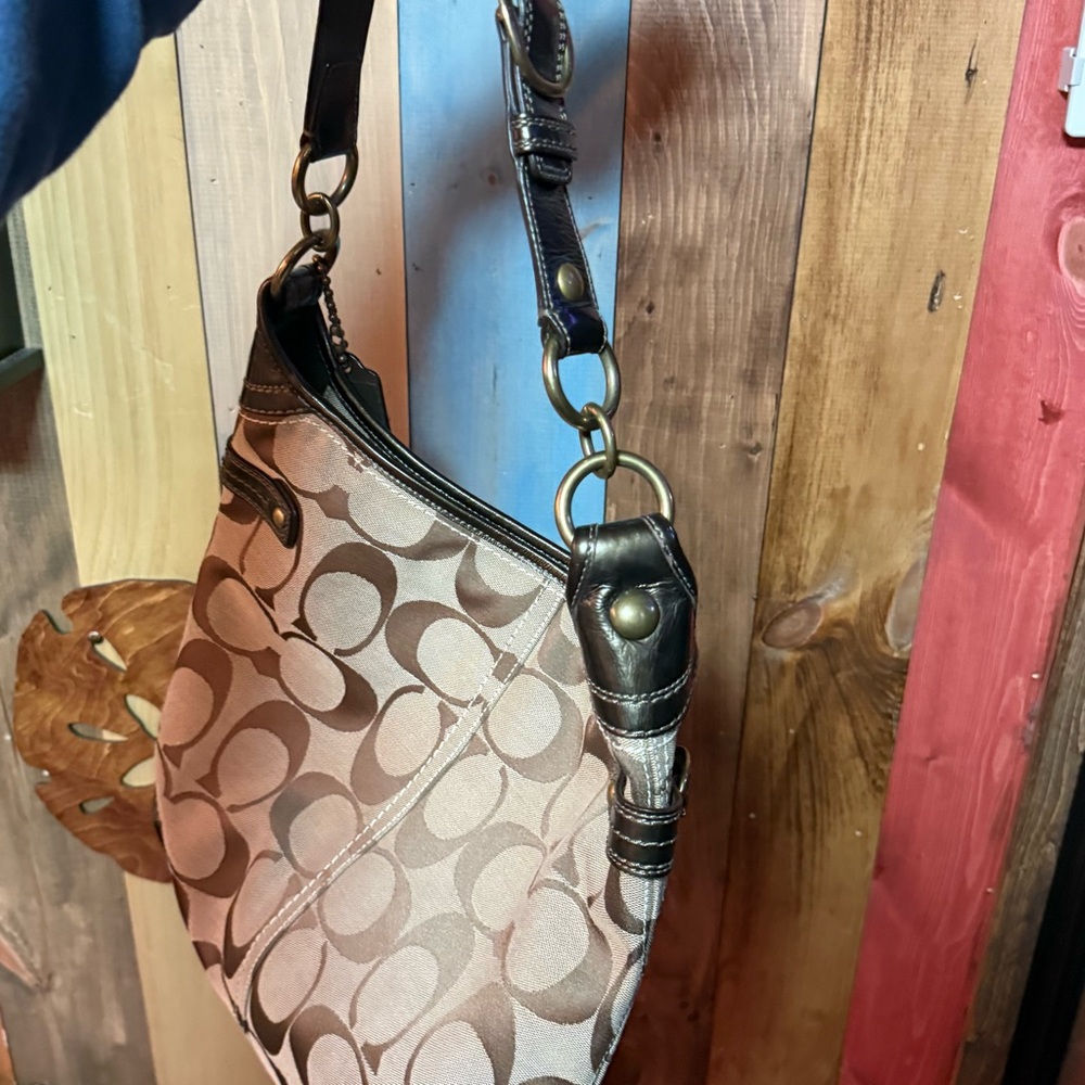 Coach Bleecker Signature Stitched Khaki Bronze Hobo Bag Rare, Gorgeous & Classic - Picture 4 of 12